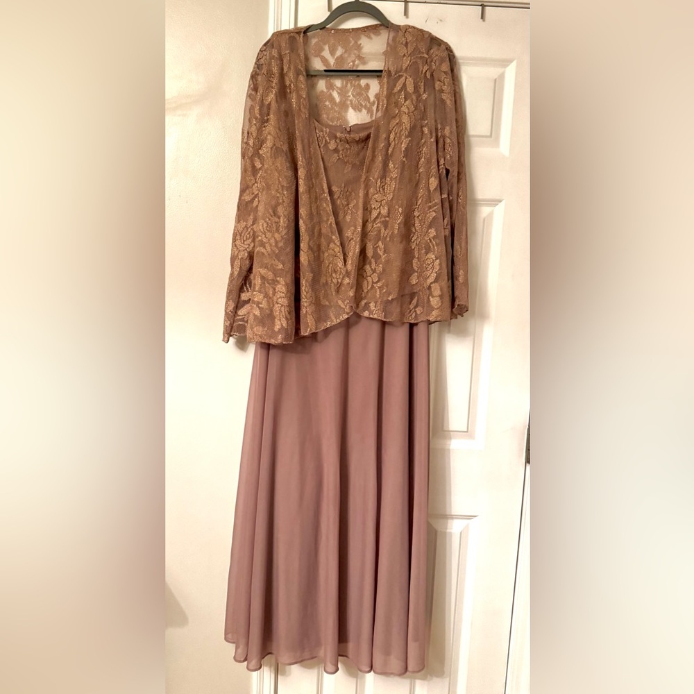 Long evening gown by Patra - Size 20W